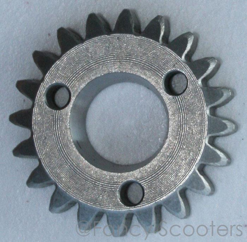 150cc GY6 Starter Gear (20 teeth, OD=45mm, Tapered Bore 16.6-19.6 mm Thickness=9.85mm)